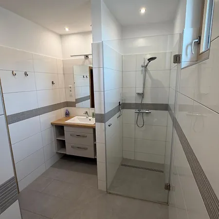 Pater Apartment *
