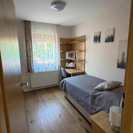 Pater Apartment *