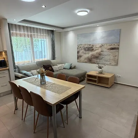 Pater Apartment