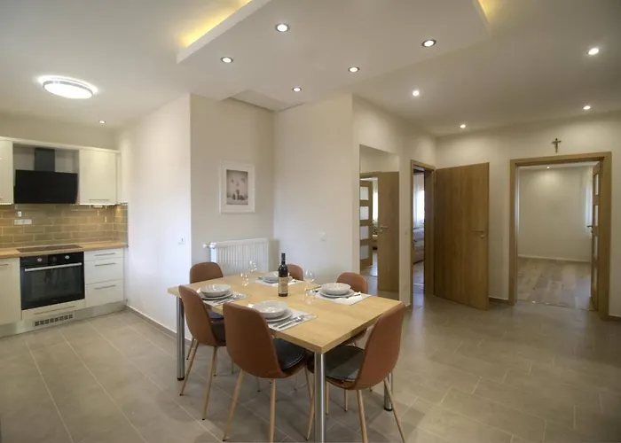 Pater Apartment